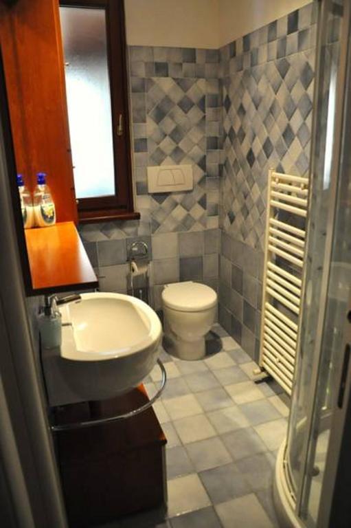 Dimora Donna Clara Bed & Breakfast Конверсано Стая снимка
