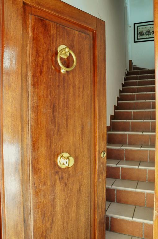 Dimora Donna Clara Bed & Breakfast Конверсано Екстериор снимка